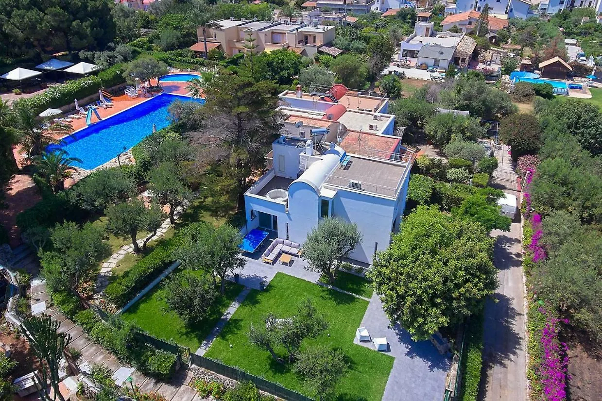 Casa Del Melograno Con Idromassaggio E Giardino Villa Terrasini 0*,  Italië